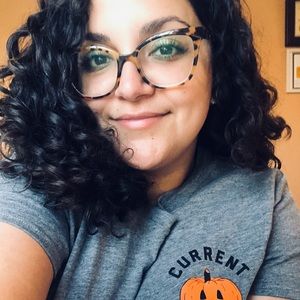 Meet your Posher, Christina